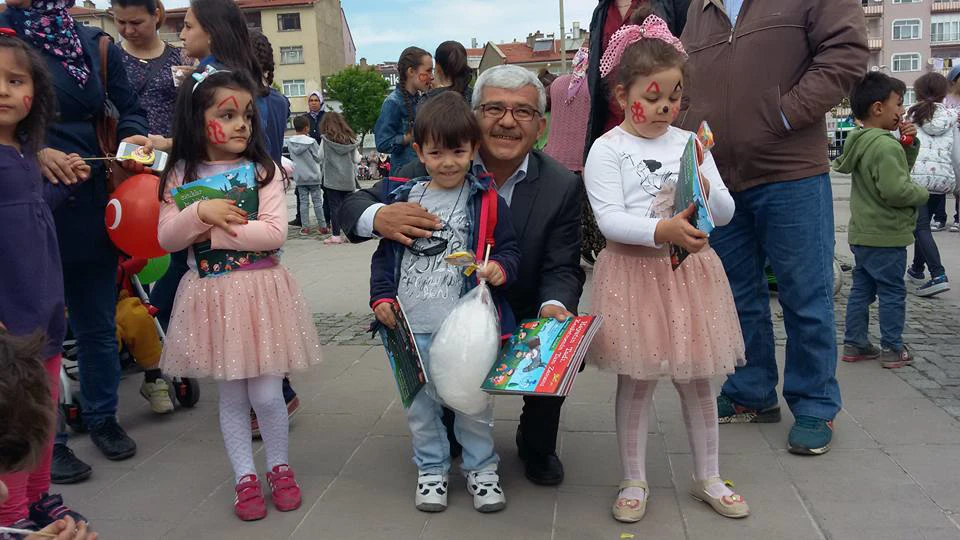 Nasreddin Hoca Kitap Dağıtımı